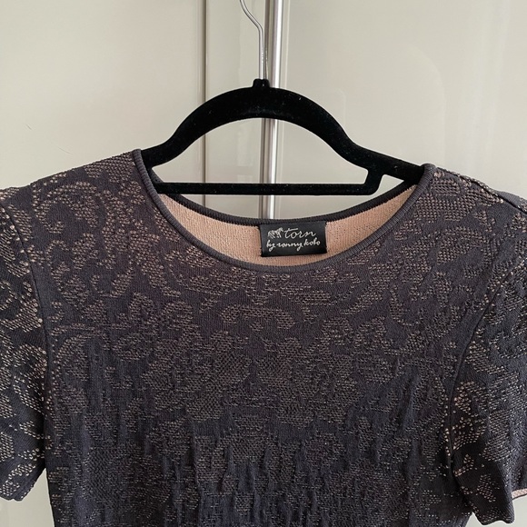 TORN BY RONNY KOBO Black Short Sleeve Eyelet Peplum Top Shirt Size Small - Picture 3 of 6